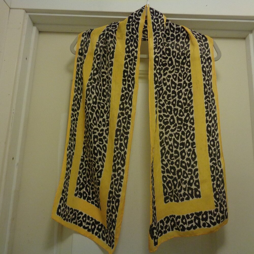 YELLOW CHEETAH SILK SCARF TRENDING